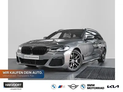 Gebraucht BMW 540 M Sport 340 PS (250 kW) 2023 Skyscraper grau Kombi