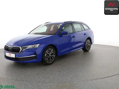 Używany Skoda Octavia 150 KM (110 kW) 2024 Niebieski Kombi