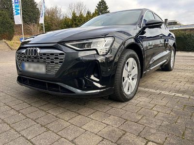 Gebraucht Audi Q8 Sportback e-tron Advanced 158 kW (215 PS) 2024 Schwarz SUV