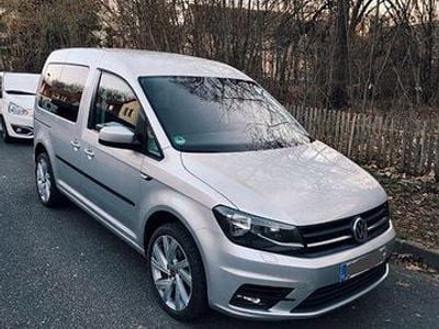 Gebraucht VW Caddy 102 PS (75 kW) 2016 Silber Van / Kleinbus