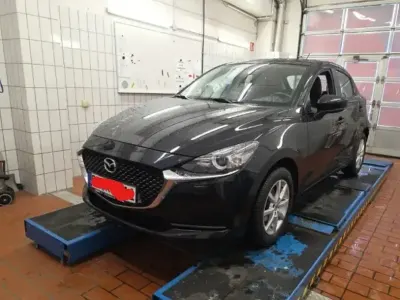 Brugt Mazda 2 Center-Line 90 HK (66 kW) 2022 Sort Sedan