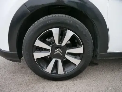 Gebraucht Citroën C3 PureTech 83 PS (61 kW) 2023 Weiß Kleinwagen