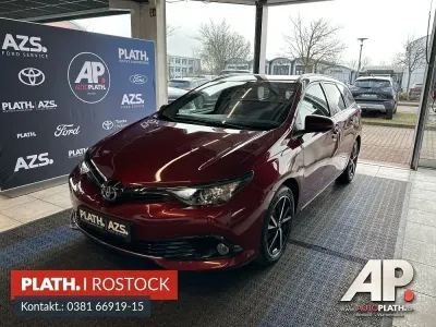 Gebraucht Toyota Auris Touring Sports Team 116 PS (85 kW) 2019 Rot Kombi