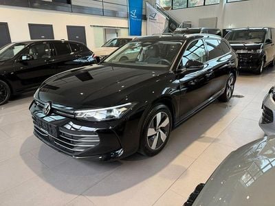 Gebraucht VW Passat Business 150 PS (110 kW) 2025 Schwarz Kombi