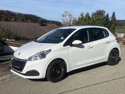 Gebraucht 2017 Peugeot 208 Allure Kleinwagen | 7.900 € (Fairer Preis)