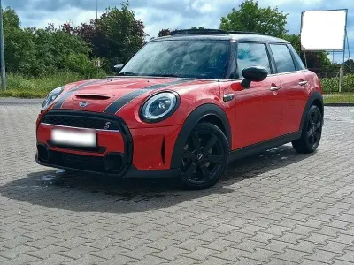 Gebraucht Mini Cooper S 178 PS (130 kW) 2022 Rot Kleinwagen