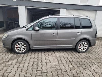 Gebraucht VW Touran 140 PS (102 kW) 2009 Braun Van / Kleinbus