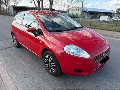 Gebraucht Fiat Punto 77 PS (56 kW) 2009 Rot Kleinwagen