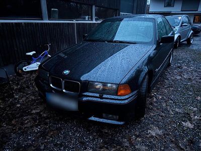 Second-hand BMW 328 190 CP (139 kW) 1996 Negru Berlinǎ