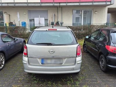 Gebraucht Opel Astra 105 PS (77 kW) 2007 Grau Kombi