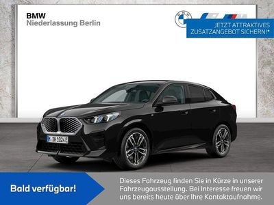 Second-hand BMW iX2 M Sport 225 kW (306 CP) 2025 Negru SUV