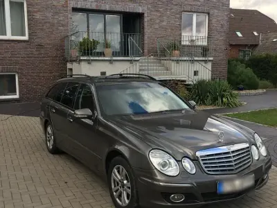 Używany Mercedes E280 Avantgarde 190 KM (139 kW) 2007 Szary Kombi