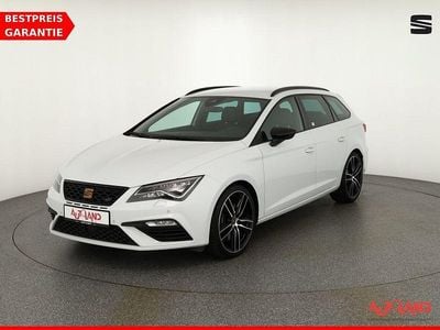 Weiß Gebraucht 2020 Seat Leon ST 4Drive Kombi | 26.990 € (Fairer Preis)