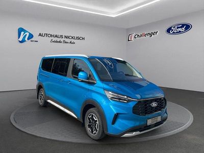 Nowe Ford Tourneo Active 150 KM (110 kW) 2026 Niebieski Minivan