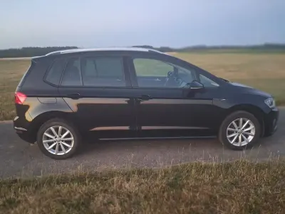 Gebraucht VW Golf Sportsvan Comfortline 110 PS (80 kW) 2015 Schwarz Van / Kleinbus