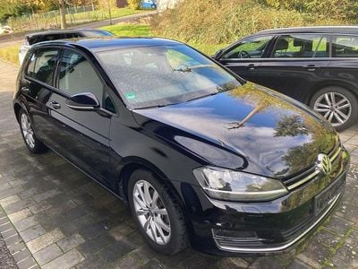 Schwarz Gebraucht 2013 VW Golf VII Highline Limousine | 13.200 € (Etwas zu teuer)