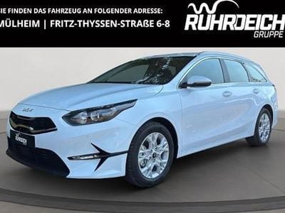 Neu Kia Ceed Sportswagon 100 PS (73 kW) 2025 Weiß Kombi