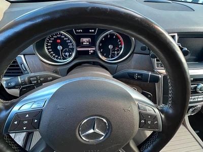 Gebraucht Mercedes ML350 306 PS (225 kW) 2013 Schwarz SUV