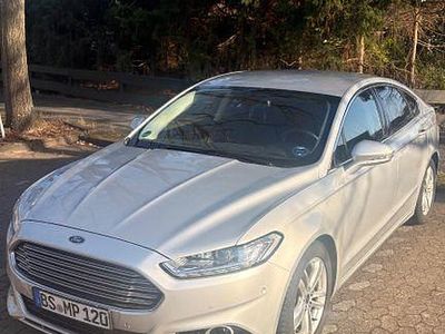 Gebraucht Ford Mondeo Titanium 165 PS (121 kW) 2017 Silber Limousine
