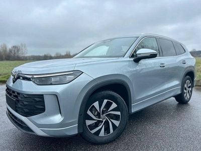 Neu VW Tayron 150 PS (110 kW) 2026 Silber SUV