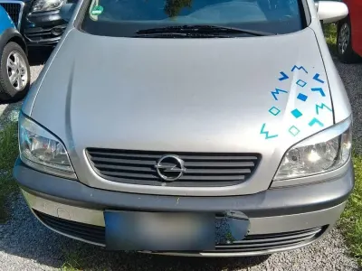 Gebraucht Opel Zafira Elegance 125 PS (91 kW) 2000 Silber Van / Kleinbus
