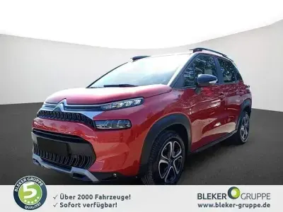 Gebraucht Citroën C3 Aircross Feel 110 PS (80 kW) 2022 Lackierung peperoncino red/typ aussenverkleidung metalliclackierung SUV
