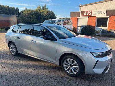 Gebraucht Opel Astra Edition 131 PS (96 kW) 2025 Grau/typ aussenverkleidung met Kombi