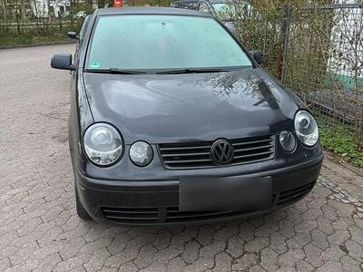 Gebraucht VW Polo 64 PS (47 kW) 2003 Schwarz Kleinwagen