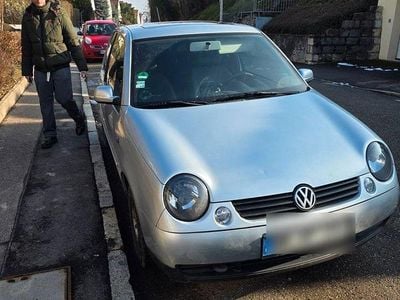 Silber Gebraucht 2003 VW Lupo Basis Kleinwagen | 950 € (Guter Preis)