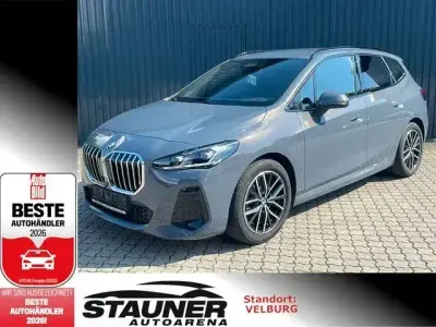 Gebraucht BMW 218 Active Tourer M Sport 136 PS (100 kW) 2024 Grau Van / Kleinbus