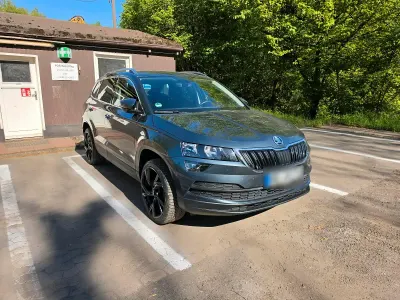 Gebraucht Skoda Karoq 116 PS (85 kW) 2019 Grau SUV