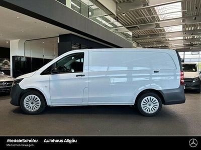 Second-hand Mercedes Vito 163 CP (119 kW) 2024 Alb Van