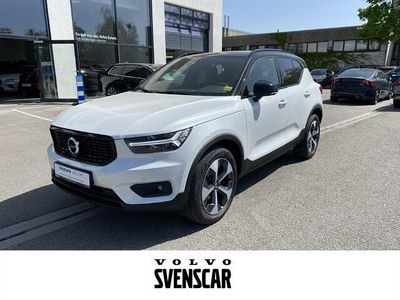 Weiss Gebraucht 2022 Volvo XC40 R-Design SUV | 34.990 € (Teuer)