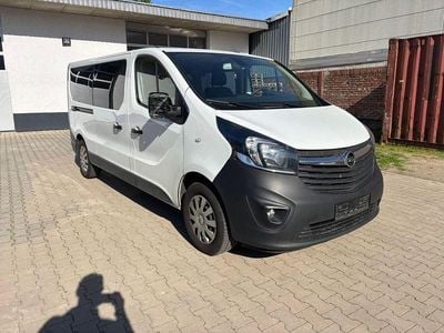 Second-hand Opel Vivaro 120 CP (88 kW) 2018 Alb Monovolum