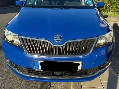Gebraucht Skoda Rapid 68 PS (50 kW) 2018 Blau Kleinwagen