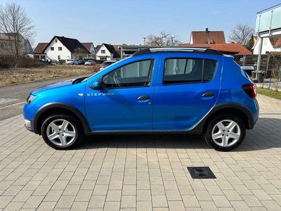 Gebraucht Dacia Sandero Prestige 90 PS (66 kW) 2015 Blau Limousine
