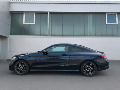 Gebraucht Mercedes C200 AMG line 184 PS (135 kW) 2018 Blau Coupé