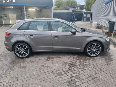 gebraucht Audi A3 1,4 g-tron automatik Benzin und Gas