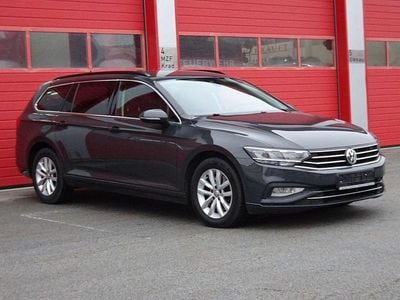 Gebraucht VW Passat Business 150 PS (110 kW) 2020 Grau Kombi