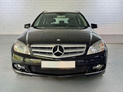 Gebraucht Mercedes C180 Avantgarde 156 PS (114 kW) 2011 Schwarz Kombi