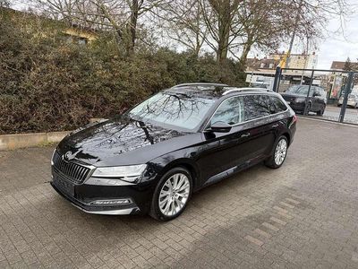 Gebraucht Skoda Superb Style 200 PS (147 kW) 2023 Schwarzmagic perleffekt Kombi