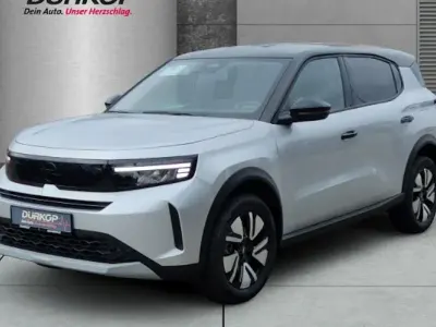 Neu Opel Frontera 110 PS (80 kW) 2026 Silber SUV