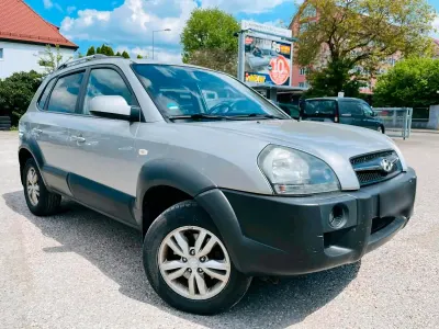 Gebraucht Hyundai Tucson 136 PS (100 kW) 2010 Silber SUV