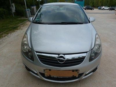 Gebraucht Opel Corsa Innovation 87 PS (63 kW) 2010 Silber Kleinwagen