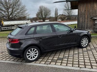 Gebraucht Audi A3 122 PS (89 kW) 2014 Braun Limousine
