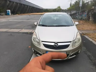 Gebraucht Opel Corsa 80 PS (58 kW) 2007 Gold Kleinwagen