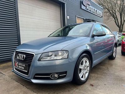 Gebraucht Audi A3 105 PS (77 kW) 2011 Blau Kleinwagen