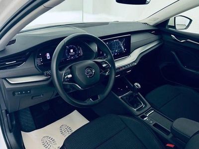 Gebraucht Skoda Octavia Ambition 110 PS (80 kW) 2022 Weiß Limousine