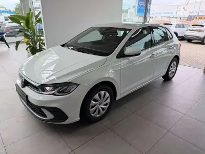 Gebraucht VW Polo Life 80 PS (58 kW) 2024 Weiß Kleinwagen
