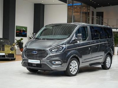 Gebraucht Ford Tourneo Titanium 170 PS (125 kW) 2018 Grau Van / Kleinbus